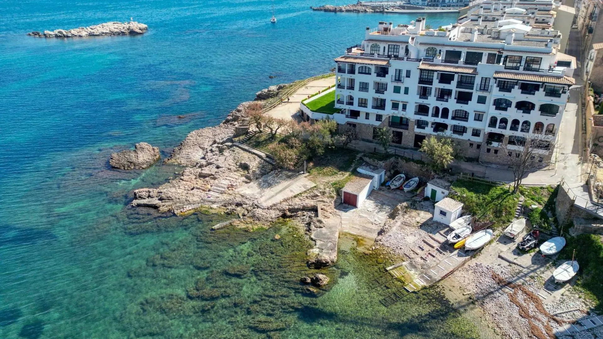 Pamela Villa L'Escala Spain